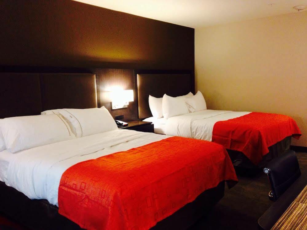 Holiday Inn Express Hotel & Suites Glasgow By Ihg Екстер'єр фото