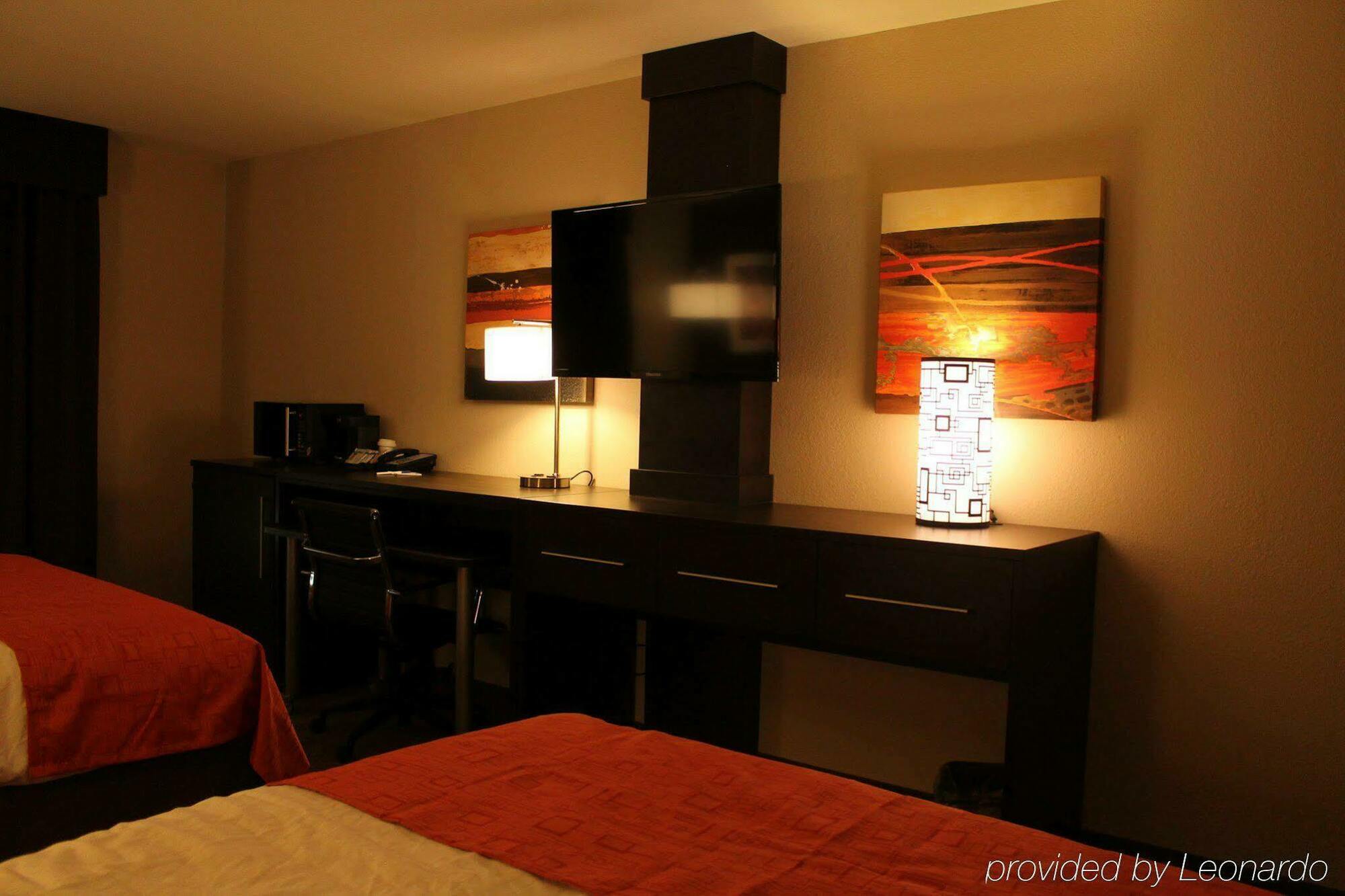 Holiday Inn Express Hotel & Suites Glasgow By Ihg Екстер'єр фото